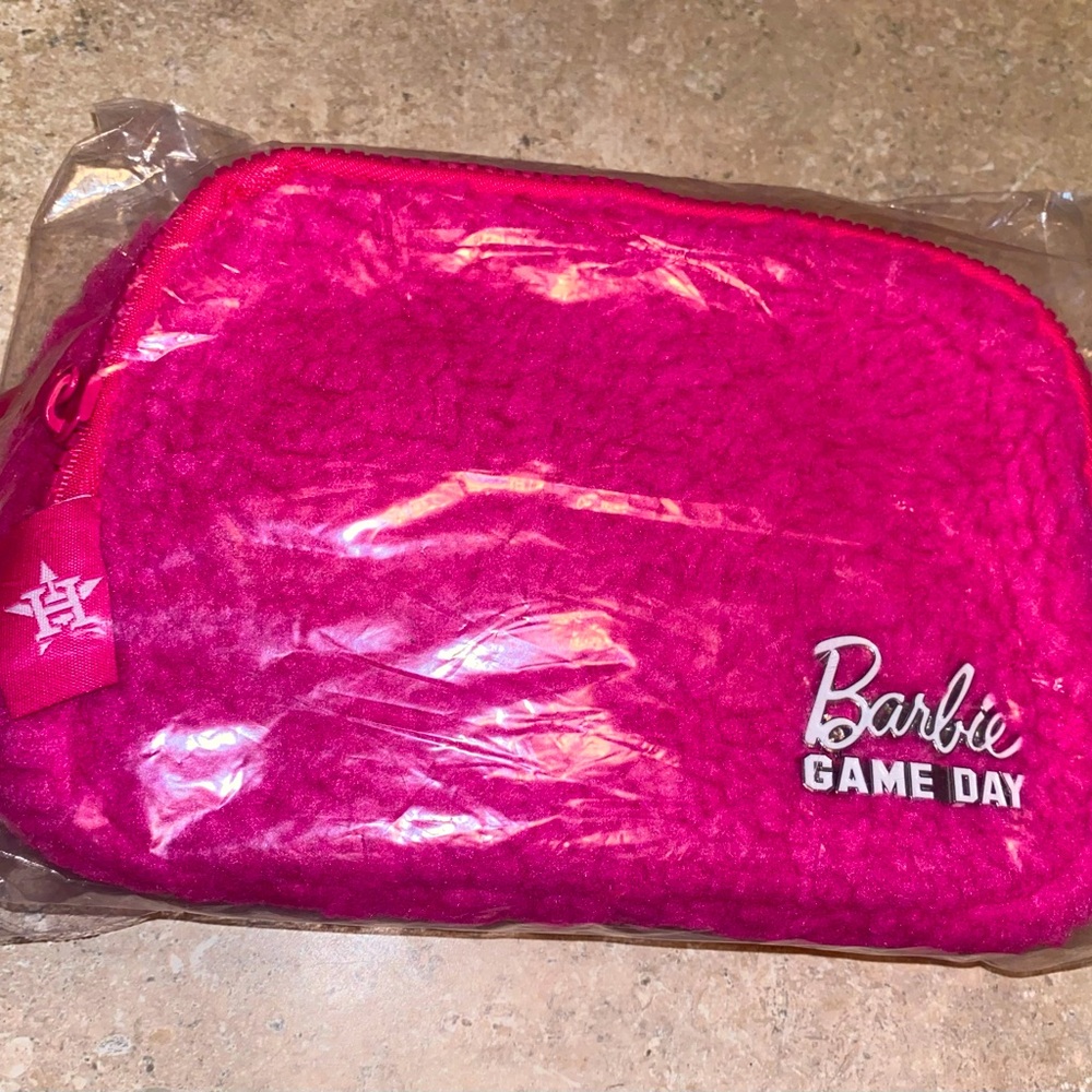 Astros x Barbie Night Pink Sherpa Belt Bag – NWT Game Day Promo